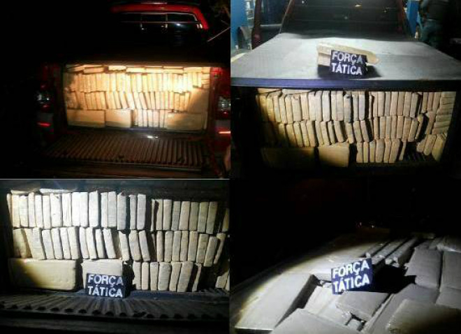 Dentro de em carro foram encontrados 1430 tabletes de maconha e uma quantia de R$454,00 em espécie e outro foi encontrado abandonado com 2340 Kg (Foto: Policia Militar)