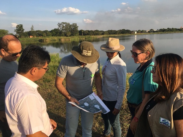 Técnicos do IMASUL fazem vistoria no Monumento Natural das Lagoas Técnicos inspecionam área da Lagoa do Meio e da Lagoa Menor (foto: Divulgação)