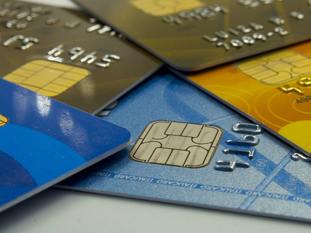 Taxa média do cartão de crédito é a mais alta desde fevereiro de 2005. (Foto: Marcos Santos/USP Imagens)