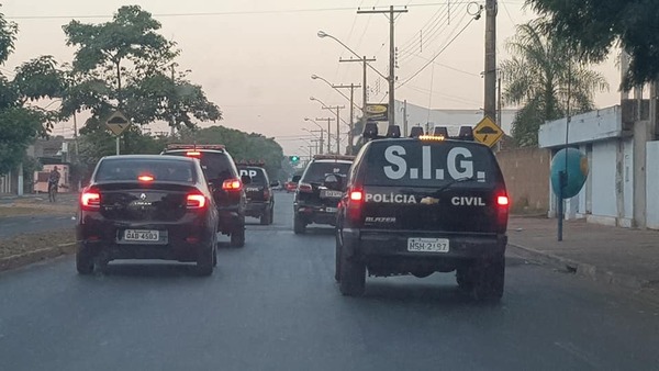 Operação envolve mais de 90 policiais. Foto: Ricardo Ojeda