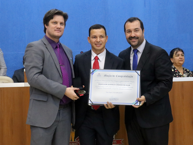 Professores são homenageados na Câmara Municipal