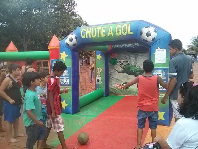 SEJUVEL promove ação “Mais Lazer” na Vila Piloto Na ocasião, mais de 500 pessoas prestigiaram o evento. (Foto/Assessoria)