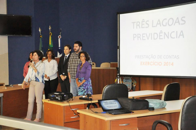 A reunião foi acompanhada pela prefeita Marcia Moura, no Plenário da Câmara de Vereadores. (foto: Divulgação)