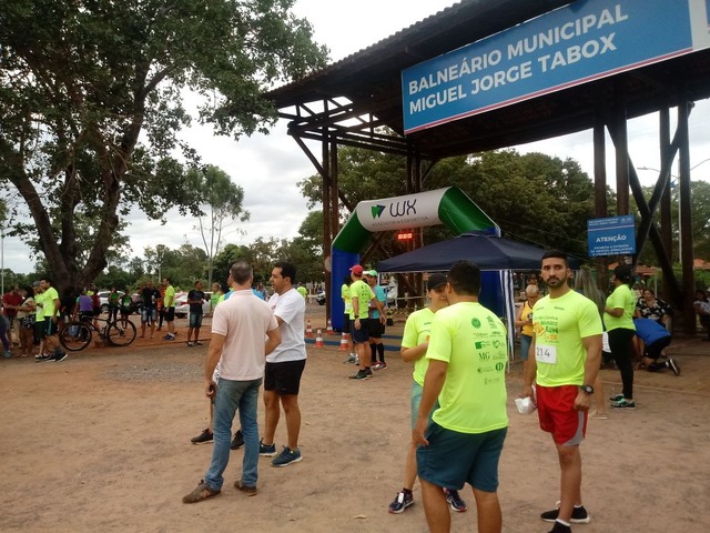 Corrida e Caminhada no Balneário Municipal teve 250 participantes A distância da caminhada e da corrida foram, respectivamente, de 5 e 10 quilômetros (Foto/Assessoria)
