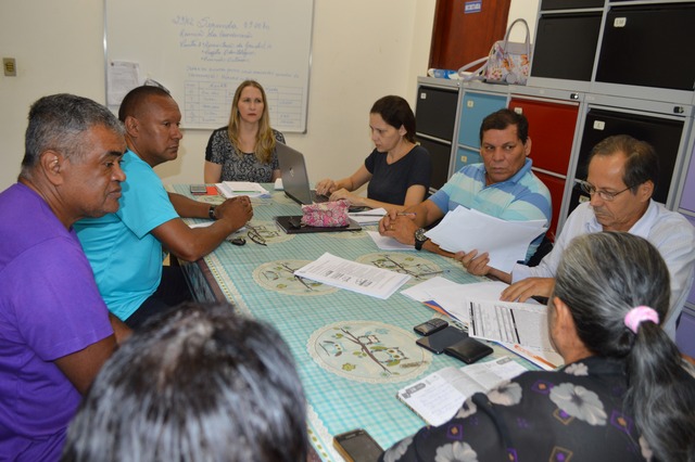 A paralisação do dia 23 de maio; Revisão dos valores do Processo dos 47,94%; Processo dos 28,86% (Sentença  para quem não fez acordo) e também sobre as 30 horas e ponto eletrônico. (Foto/Assessoria)