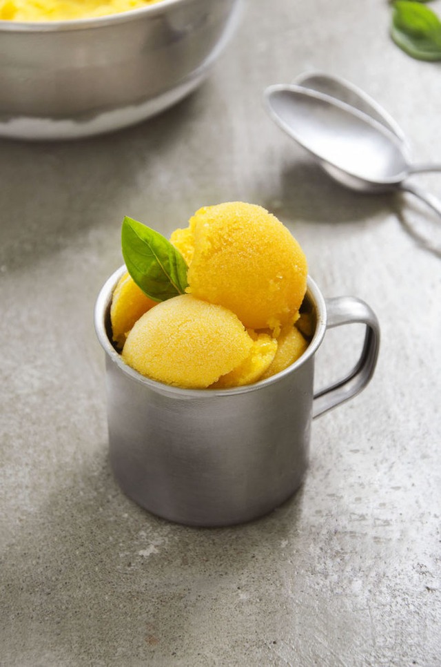 Comer, amar...hidratar! Nutricionista dá dicas de alimentos e bebidas para se refrescar nesse verão Sorbet de manga com gengibre. Foto: site Tempero Alternativo.