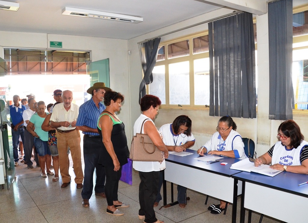 População estimada dos grupos prioritários é de 23,39 mil e menos da metade foi imunizada. (Foto: Assessoria)