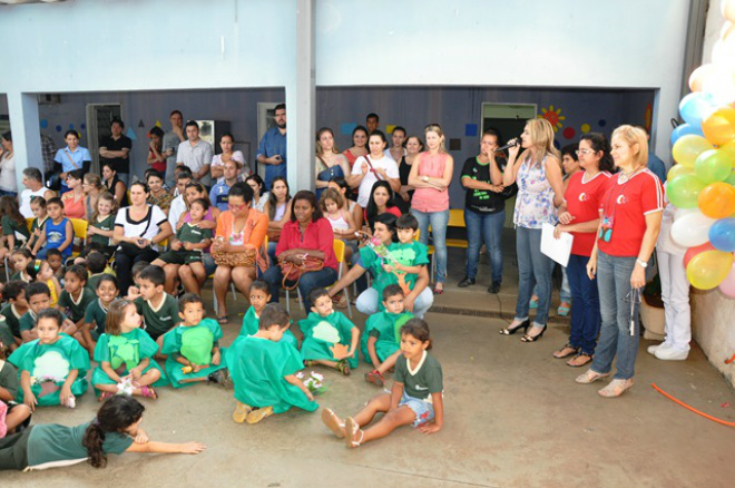 O Centro de Educação Infantil – CEI Cida Castro atende 400 crianças dos 3 aos 6 anos, divididas em dois períodos (Foto: Divulgação/Assecom)