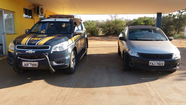 Empresários clonam veículo e funcionário é conduzido como testemunha Diante do flagrante, o condutor foi conduzido até a Delegacia do município na condição de testemunha. (PFR/Divulgação)