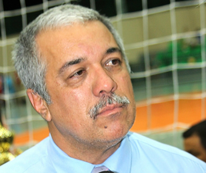 Para MPE recursos compensatórios devem ser utilizados em recuperação ambiental O promotor de justiça do meio ambiente preferiria que os recursos da compensação ambiental fossem destinados à recuperação de Área de Preservação Ambiental do entorno da Lagoa Maior (Foto: Nelson Roberto)