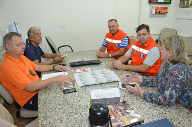 Três Lagoas sediará curso de formação de Agentes Voluntários da Defesa Civil Na reunião ficou definido que o curso será realizado entre 8 e 12 de junho. (foto: Assessoria)