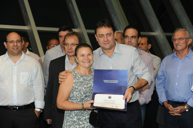 Para Longen, nova sede do Sebrae em Bonito vai acelerar desenvolvimento do município O presidente da Fiems, Sérgio Longen, durante inauguração da nova sede do Sebrae/MS em Bonito (Foto: Assessoria)