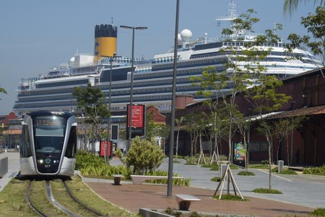 Navio atracado no Píer Mauá, no Rio de Janeiro. (Foto:Tomaz Silva/Agência Brasil)