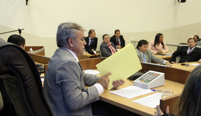 Os vereadores devolveram o projeto para o Executivo, para que haja um novo acordo com os servidores. (foto: Divulgação)