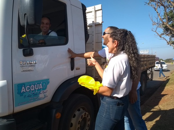 Nesta terceira semana de campanha, aproximadamente 200 veículos que transitavam pela BR- 262. Foto: Divulgação