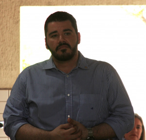 Prefeito Angelo Guerreiro apresenta seus secretários e diretores