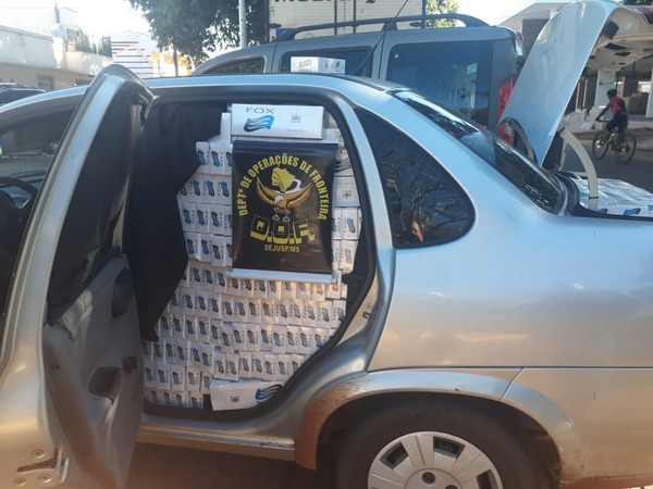 Carro estava lotado com mercadoria sem nota. Foto: Divulgação/DOF