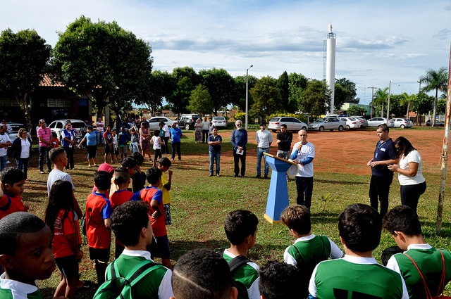 Assistência Social, Saúde e Esportes participam do Projeto de Cidadania e Solidariedade na Vila Piloto Ações conjuntas voltadas à população foram no Centro Juvenil, no período da manhã de sábado (Foto/Assessoria)