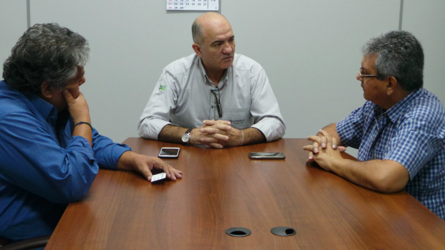 Maquinários importados da Alemanha vão equipar fábrica da Asperbras em Água Clara O diretor industrial Mário Gavinho disse ao Perfil News que a fábrica será equipada com maquinários importados da Alemanha (Foto: Elka Candelária)