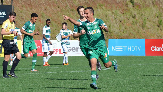 Chapecoense entra em campo pela primeira vez após tragédia Lima irá participar de sua segunda Copinha pela Chapecoense (Foto: Julia Galvão)