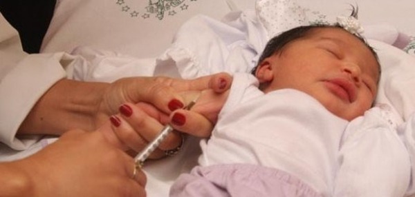 Imunização é essencial para recém-nascidos. Foto ilustrativa.