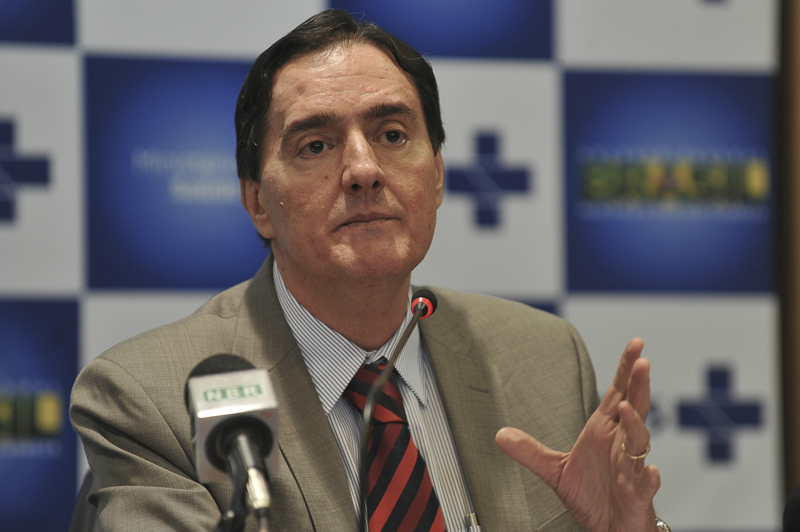 Ministério da Saúde libera R$ 23,5 milhões para pesquisas O secretário de Ciência, Tecnologia e Insumos Estratégicos do Ministério da Saúde, Jarbas Barbosa, destaca que a medida deve contribuir para o desenvolvimento da capacidade científica, tecnológica e para a inovação no âmbito do SUS. (Foto: Divulgação)