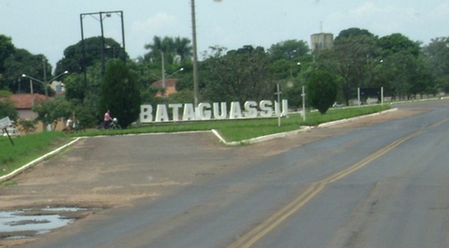 Investimentos em Bataguassu abrangem de estruturação rodoviária à inclusão digital Situado a 330 quilômetros de Campo Grande e com economia predominantemente agropecuária, o município vem recebendo investimentos de grande porte para recuperação asfáltica de importantes rodovias no seu entorno. (Foto: Divulgação/Assessoria)