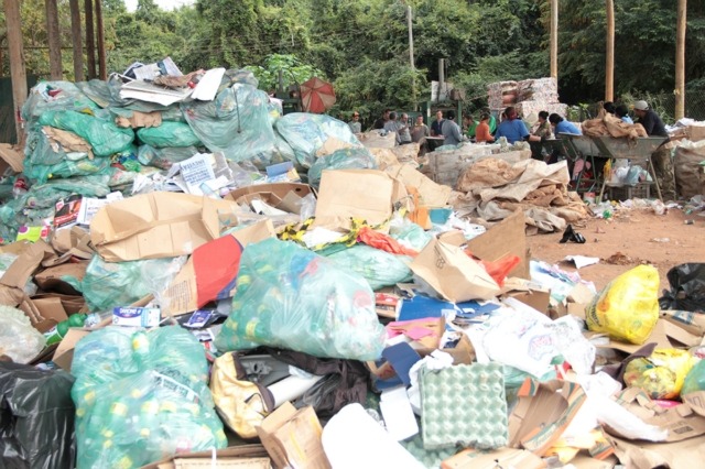 População ignora coleta seletiva e 35% do que vai para o lixo em Três Lagoas poderia ser reciclado Cooperativa beneficiou mil toneladas de reciclados no ano passado. Foto: Divulgação