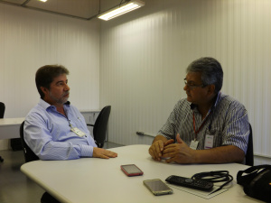 Na contramão da crise, Fibria investe R$ 8,7 bilhões na expansão da fábrica de Três Lagoas Júlio César Rodrigues da Cunha - Diretor de engenharia do Projeto Horizonte 2. Tem experiência de 30 anos no setor de celulose e sua formação é de engenheiro eletrônico (Foto: Daniela Silis)
