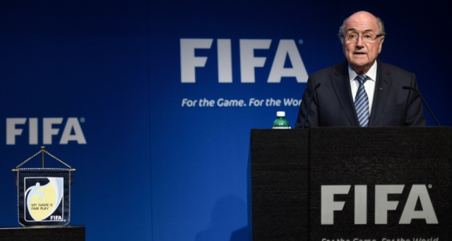 Joseph Blatter anuncia sua saída da Fifa. Dirigente surpreendeu ao convocar coletiva. Ele vai convocar uma eleição, e segue à frente da entidade até o pleito. (Foto: Divulgação)