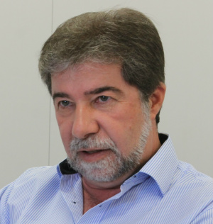 Na contramão da crise, Fibria investe R$ 8,7 bilhões na expansão da fábrica de Três Lagoas Na contramão da crise, Fibria investe R$ 8,7 bilhões na expansão da fábrica de Três Lagoas