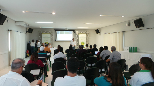 O workshop realizado pela Fibria reuniu profissionais da imprensa de Três Lagoas e Região que conheceram os procedimentos adotados pela empresa no tocante à sustentabilidade (Foto: Ricardo Ojeda) 