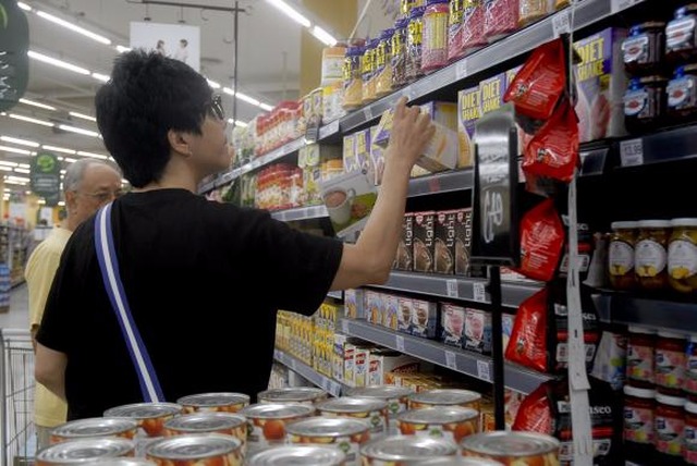 Preços ao consumidor registram queda de 0,03% em agosto Em agosto, os produtos alimentícios tiveram uma deflação de 1,18%, enquanto os não alimentícios registaram uma inflação de 0,48%. (Foto: Arquivo/ Agência Brasil)