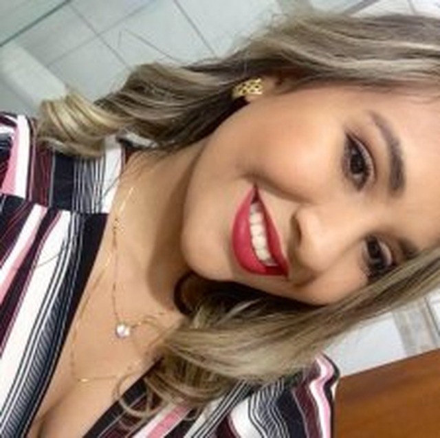 Jovem é rejeitada no sistema de cotas da UFMS e quer acionar a Justiça Bellity, com o cabelo liso e loiro (Foto: Reprodução)