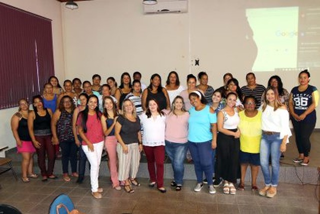 Cozinheiras da REME recebem capacitação para a volta às aulas