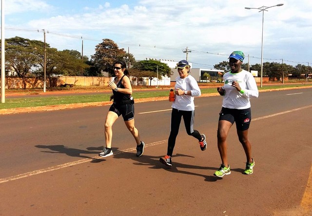 Beth vem treinando todos os dias com os corredores do Garapa Runners e garante está bem preparada para o novo desafio (Foto/Assessoria)