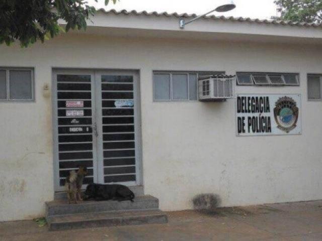 Mulher é presa ao esconder cachorra desaparecida dentro de geladeira para não entregar à dona Delegacia de Polícia de Cassilândia. Foto: Reprodução