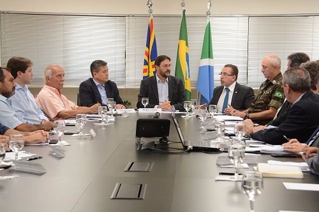 Comissão foi criada para gerenciar crise no Estado e teve sua primeira reunião ontem - Foto: Gerson Oliveira / Correio do Estado