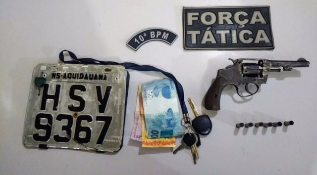 Força tática do 10º BPM revida disparo de arma de fogo e atinge autor de roubo que fica ferido Um dos policiais da equipe disparou em direção ao autor no intuito de cessar a injusta agressão, momento esse que o passageiro evadiu-se (Foto/Assessoria)