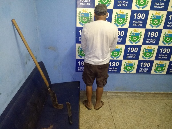 Polícia Ambiental prende homem que tentou matar enteada Homem estava escondido embaixo da cama. Foto: Divulgação PMA