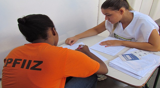 Detentas participam de pesquisa nacional para ampliar prevenção ao vírus HPV Interna do Estabelecimento Penal Feminino “Irmã Irma Zorzi” (EPFIIZ), da capital. (Foto:Divulgação)