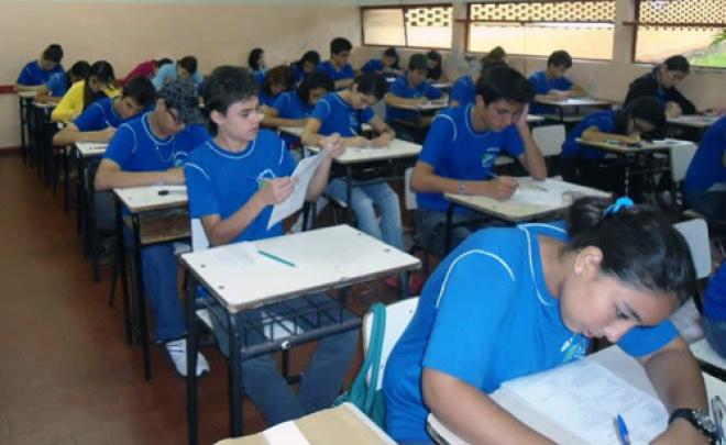 Censo aponta estagnação das matrículas no ensino médio As matrículas no ensino médio permanecem estagnadas (Foto: Arquivo)