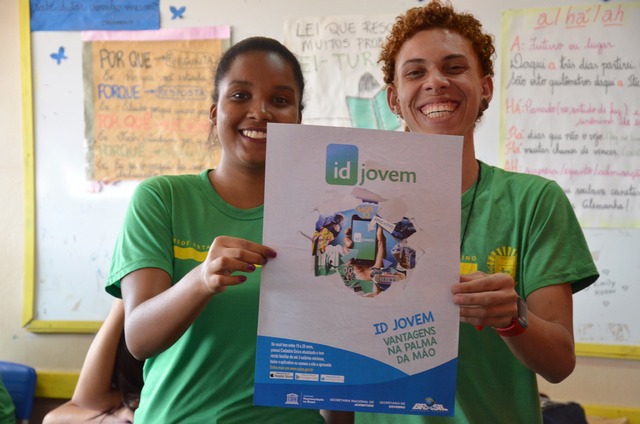 SEJUVEL inicia campanha de divulgação do Conselho de Juventude nas escolas SEJUVEL inicia campanha de divulgação do Conselho de Juventude nas escolas