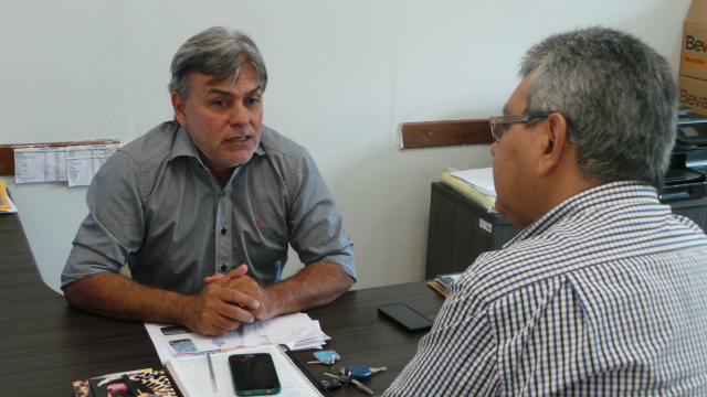 Na manhã de quarta-feira, o vereador Jorginho do Gás recebeu a reportagem do Perfil News e fez uma rápida consideração de suas ações enquanto presidente nos últimos quatro anos (Foto: Lucas Gustavo)