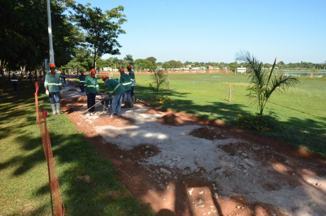 Prefeitura pede que população respeite o limite das áreas em reforma da Lagoa Maior