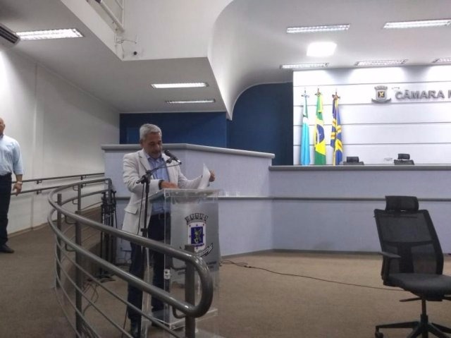 Agência nacional virá a MS para analisar contas altas de energia Marcelo Salomão, superintendente do Procon estadual, durante audiência na Câmara. (Foto: Danielle Valentim).
