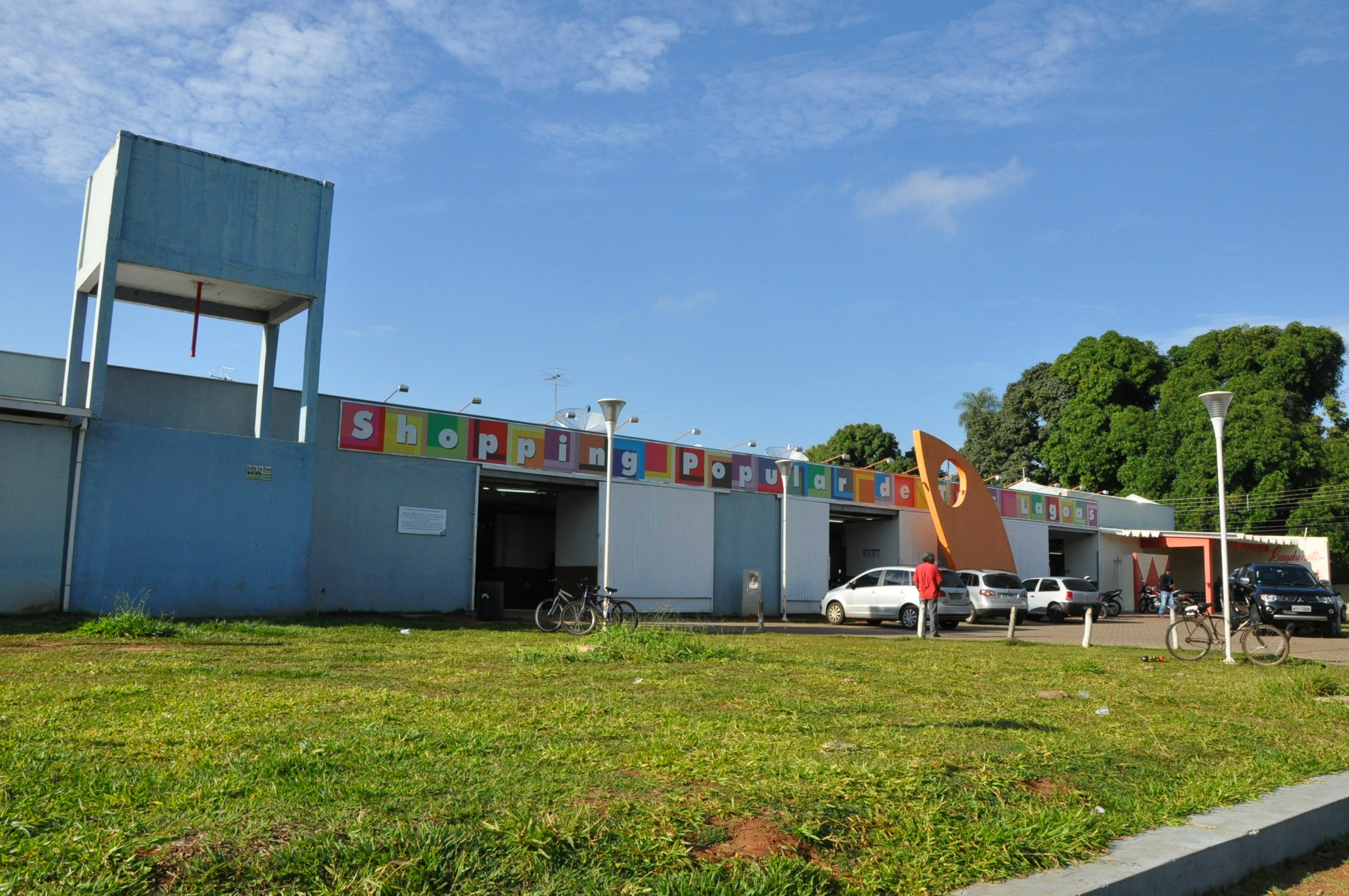 Desenvolvimento Econômico inicia assinatura de contratos dos comerciantes do Shopping Popular De acordo com a Pasta, os boxes que hoje estão desocupados serão disponibilizados para os comerciantes por meio de certame público. (Foto: Assessoria)
