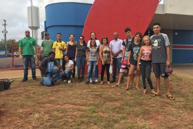 Projeto “Áreas Mais Verdes” realiza plantio de mudas na Clínica da Criança