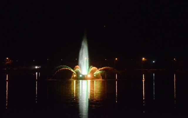 Prefeitura inicia reparos na fonte luminosa da Lagoa Maior Fonte luminosa pode voltar a brilhar na Lagoa Maior. Foto: Divulgação