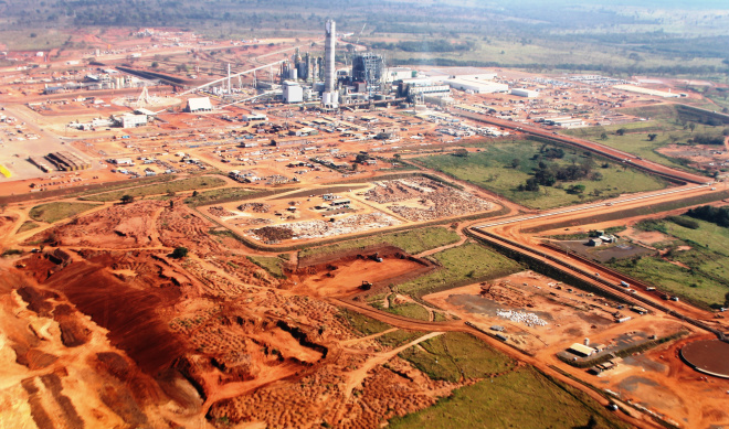 Fábrica de celulose da Eldorado Brasil já está 98% concluída Vista aérea em imagem registrada há cerca de dois meses mostra e evolução do cronograma de obra (Foto: Ricardo Ojeda)